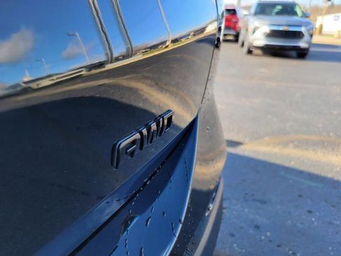 Used 2024 Chevrolet Equinox LS w/ LS Convenience Package image 26