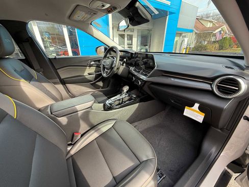 New 2026 Chevrolet Trax ACTIV image 38