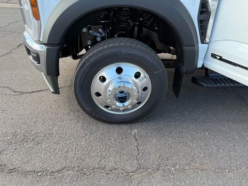 New 2026 Ford F550 4x4 Crew Cab w/ XLT Value Package image 23