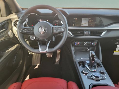 New 2026 Alfa Romeo Stelvio Sprint image 41