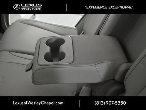 Used 2018 Toyota Highlander XLE image 23