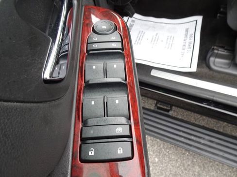 Used 2013 Cadillac Escalade EXT Premium image 13