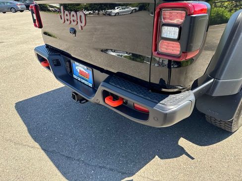 Used 2021 Jeep Gladiator Mojave w/ Uconnect 4C Nav & Sound Group AWD/4WD image 40