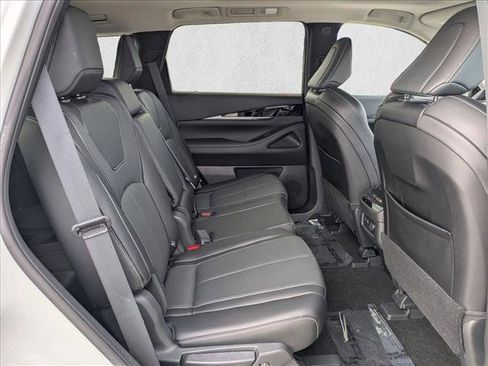 Used 2024 INFINITI QX60 Pure image 21