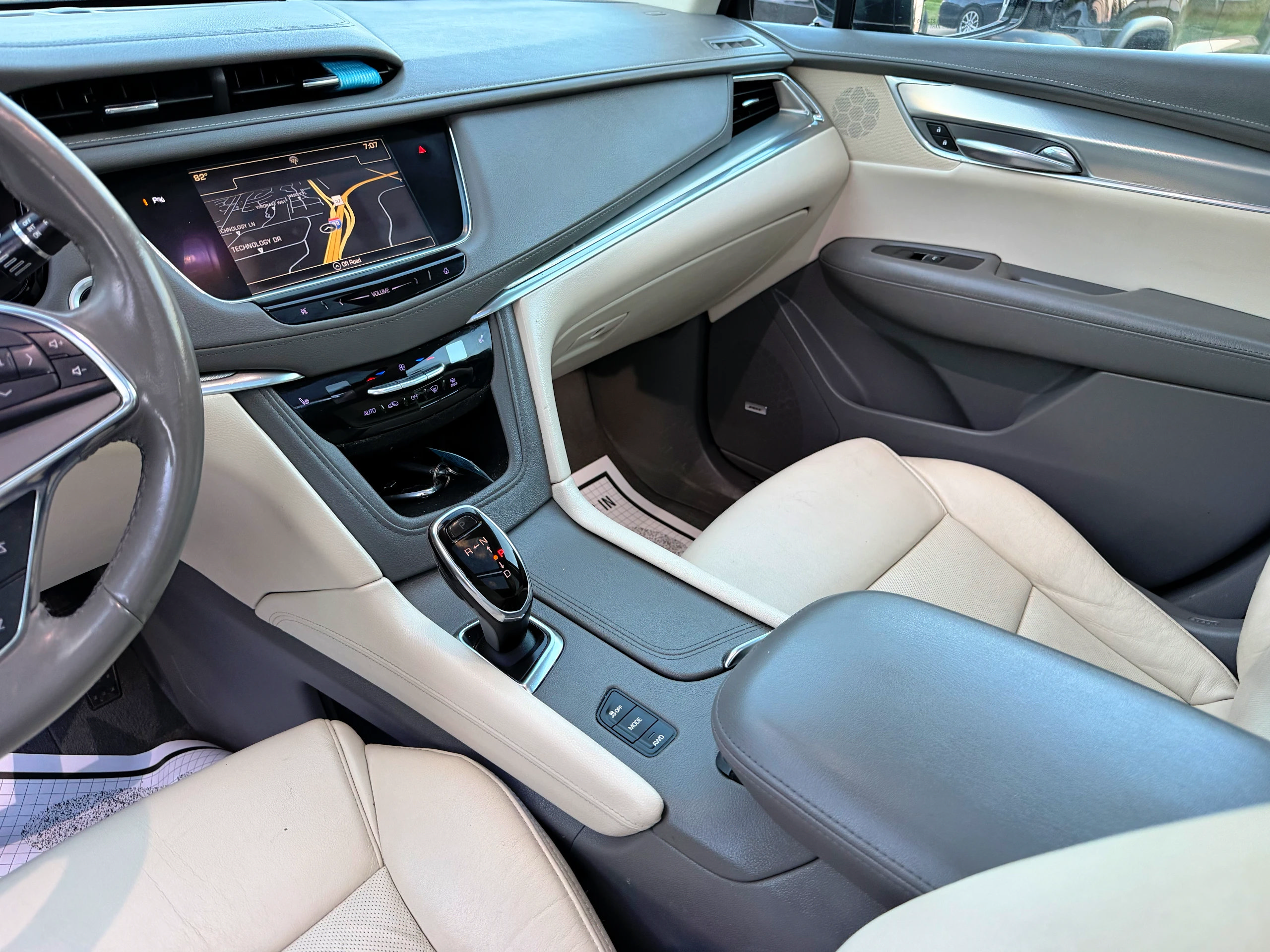 Used 2019 Cadillac XT5 Luxury AWD/4WD image 22