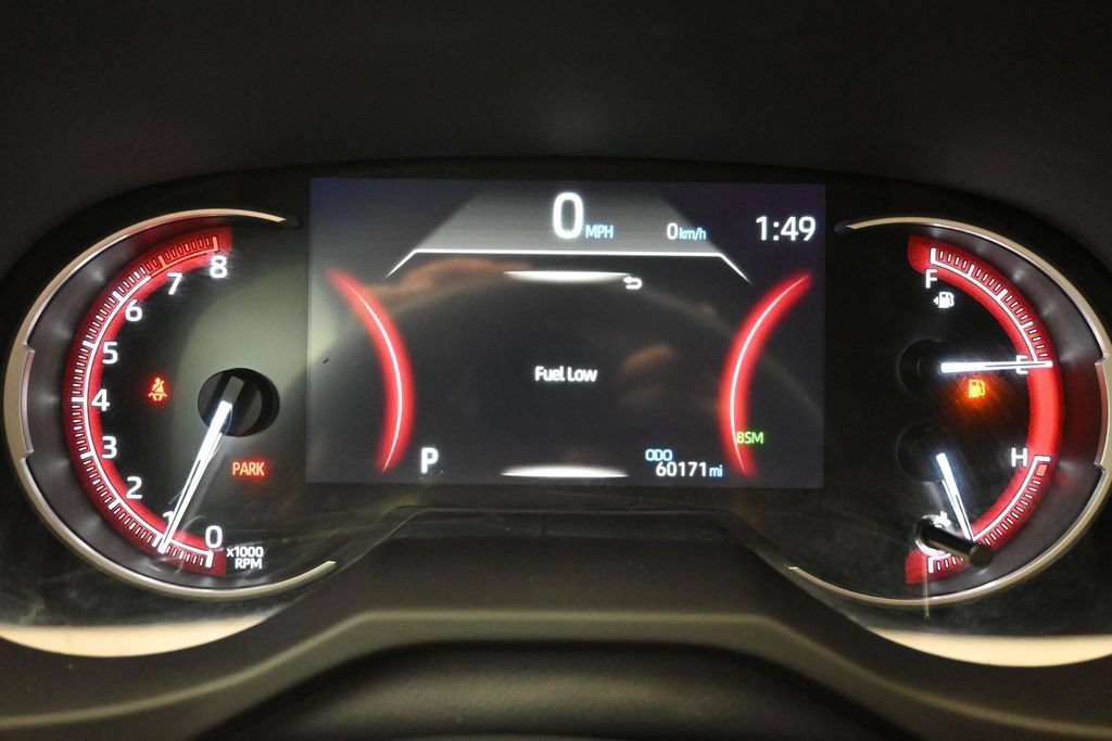Used 2024 Toyota RAV4 XLE FWD image 4