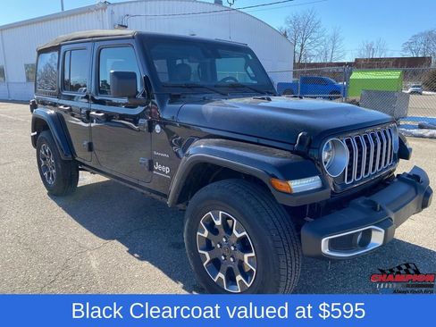 Used 2024 Jeep Wrangler Sahara w/ Technology Group image 9