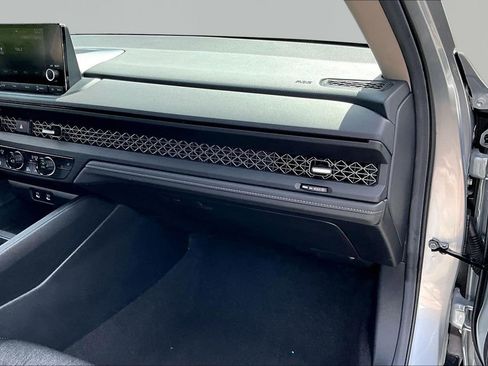 Certified 2024 Honda Accord EX image 18