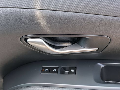 Used 2025 Hyundai Tucson SEL FWD image 34