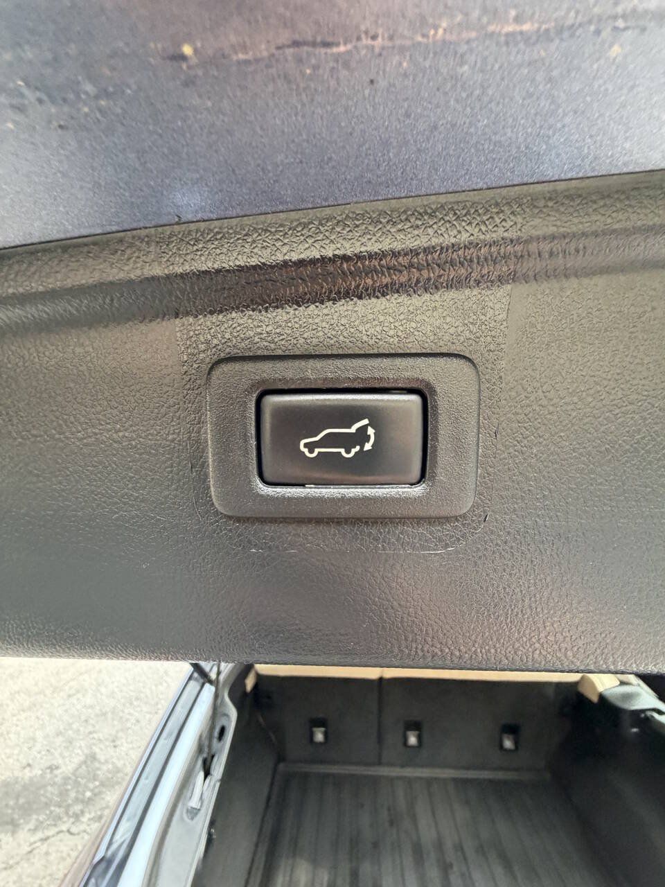 Used 2017 Subaru Outback 2.5i Premium AWD/4WD image 22