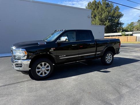 Used 2020 RAM 2500 Limited AWD/4WD image 3