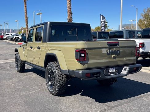 New 2025 Jeep Gladiator Willys image 4