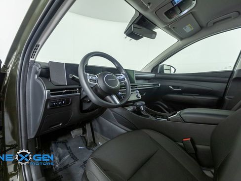 Used 2025 Hyundai Tucson SEL AWD/4WD image 10