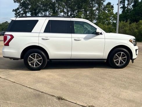 Used 2019 Ford Expedition XLT RWD image 7