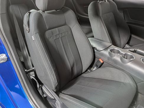 Used 2018 Ford Mustang Coupe image 20