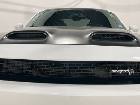 Used 2020 Dodge Challenger SRT Hellcat image 29