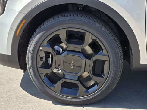 New 2026 Kia Sorento SX Prestige image 8