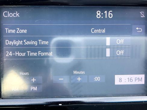 Used 2018 Toyota Camry SE w/ Convenience Package FWD image 35