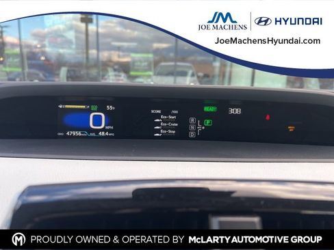 Used 2017 Toyota Prius Three Touring image 7