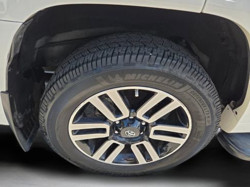Used 2020 Toyota 4Runner Limited RWD image 18