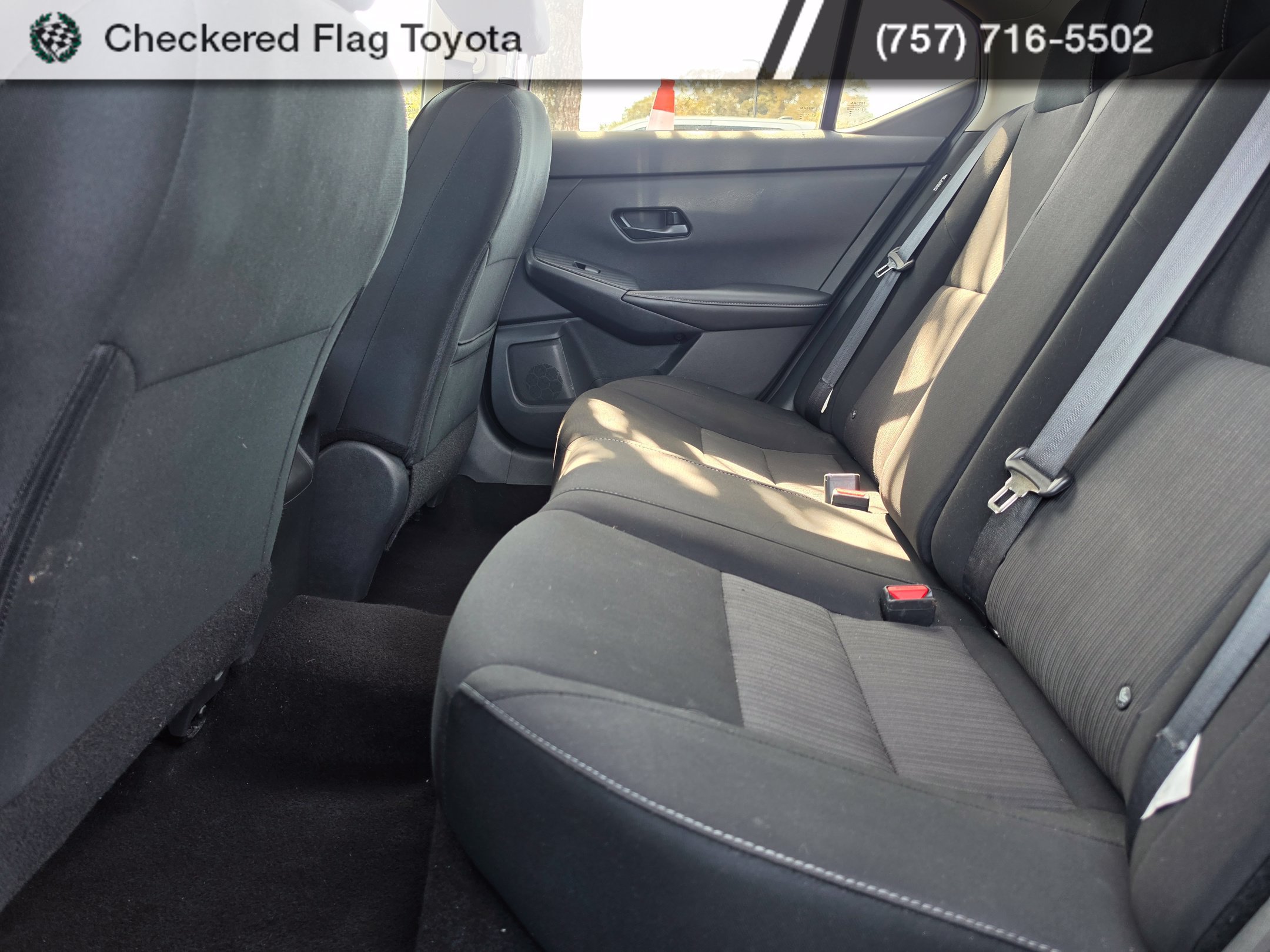 Used 2024 Nissan Sentra SV FWD image 18