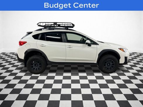 Used 2018 Subaru Crosstrek 2.0i Limited AWD/4WD image 2