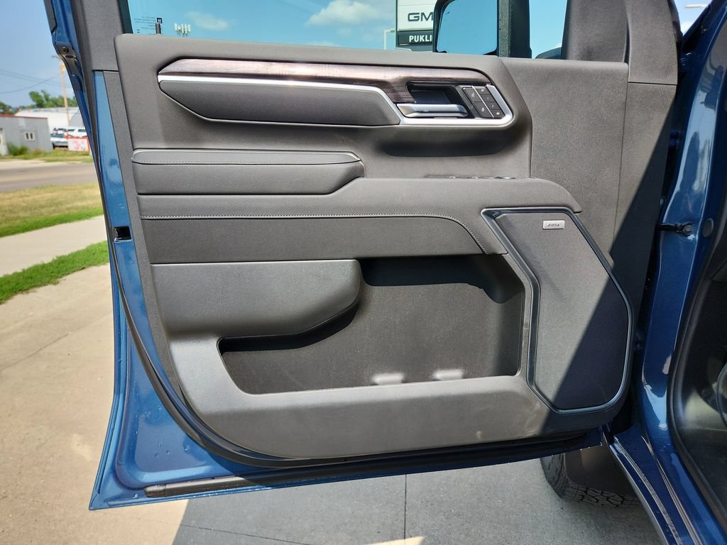 New 2026 Chevrolet Silverado 2500 LTZ w/ LTZ Plus Package AWD/4WD image 12