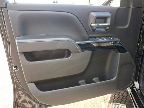 Used 2018 Chevrolet Silverado 1500 LT w/ All Star Edition image 12