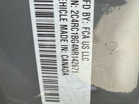 Used 2022 Chrysler Pacifica Touring-L FWD image 44