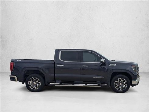 Used 2024 GMC Sierra 1500 SLT AWD/4WD image 4