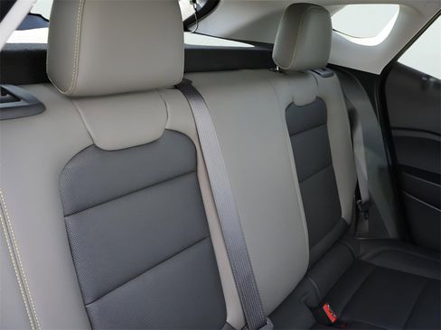 Used 2025 Chevrolet Trax ACTIV w/ Driver Confidence Package image 15