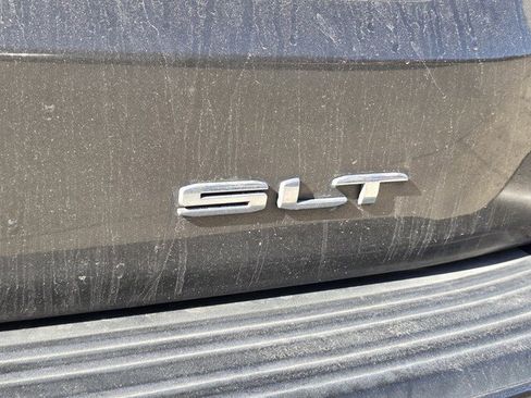 Used 2021 GMC Yukon SLT w/ SLT Premium Package image 26