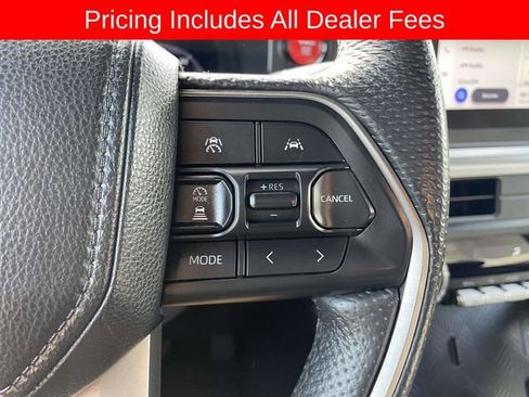 Used 2024 Toyota Tacoma TRD Off-Road AWD/4WD image 25