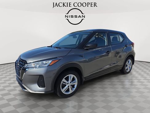 Certified 2025 Nissan Kicks Play S FWD image 1