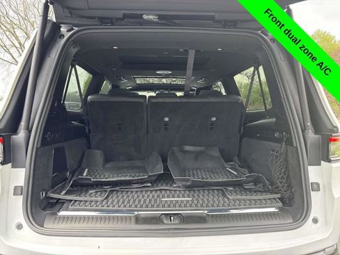 Used 2024 Jeep Grand Wagoneer L Series II w/ Quick Order Packagew 28T AWD/4WD image 43