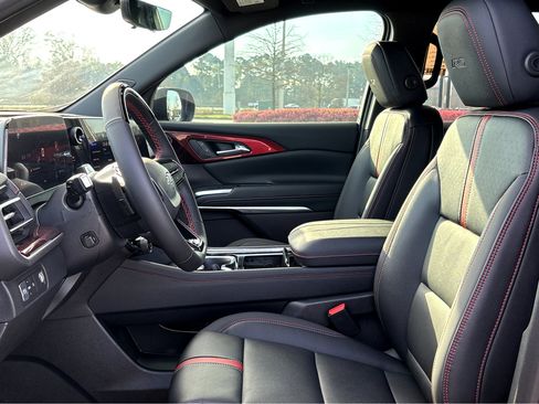New 2026 Chevrolet Traverse RS FWD image 12