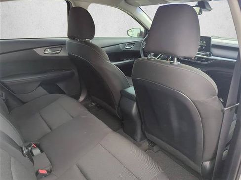 Used 2021 Kia Forte LXS FWD image 21
