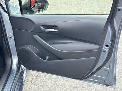 Used 2020 Toyota Corolla LE FWD image 8