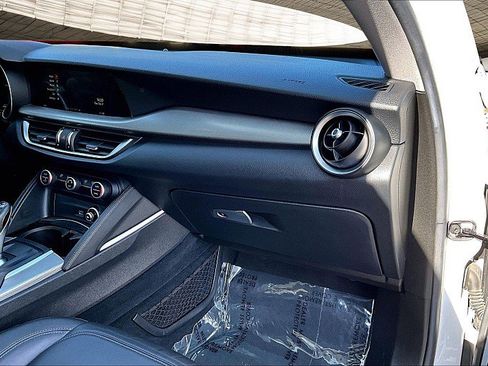 Used 2018 Alfa Romeo Stelvio Sport w/ Quick Order Package 22J Sport image 16