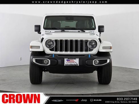Used 2024 Jeep Wrangler Unlimited Sahara image 2
