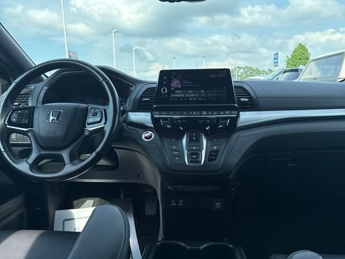 Used 2025 Honda Odyssey Sport-L image 15