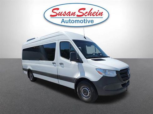 Used 2025 Mercedes-Benz Sprinter 2500 image 20