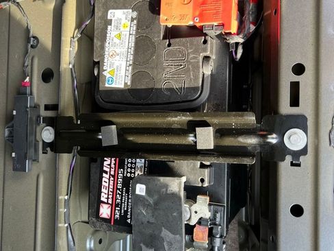 Used 2020 BMW 330i xDrive Sedan w/ Premium Package image 24