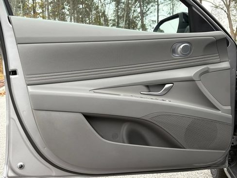New 2026 Hyundai Elantra Sport FWD image 19
