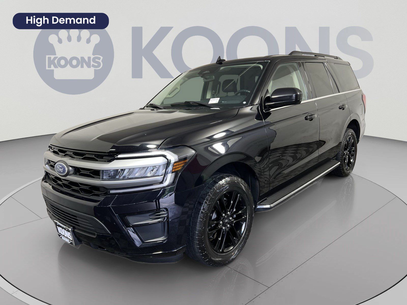 Certified 2023 Ford Expedition XLT AWD/4WD image 1