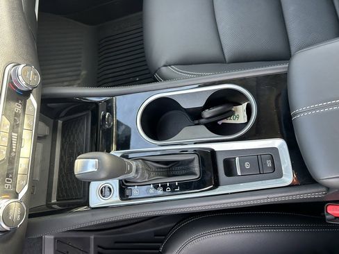 Used 2025 Nissan Altima 2.5 SL image 17