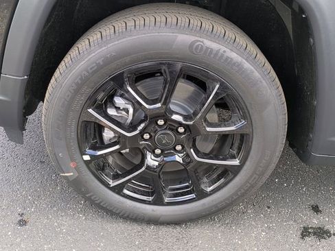 New 2026 Jeep Compass Latitude image 30