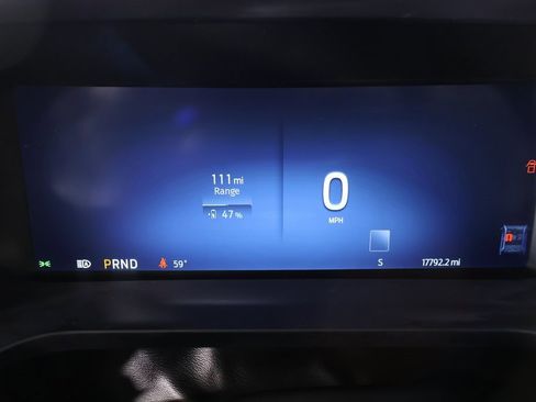 Used 2024 Ford F150 Lightning Flash image 4