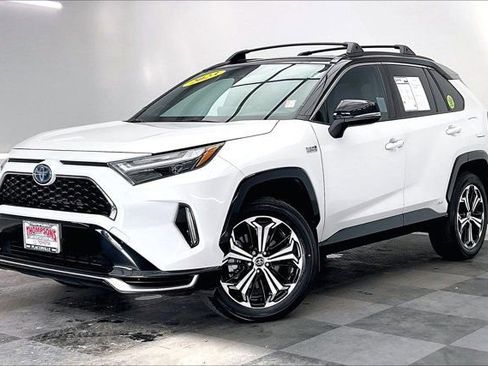 Used 2023 Toyota RAV4 XSE image 12