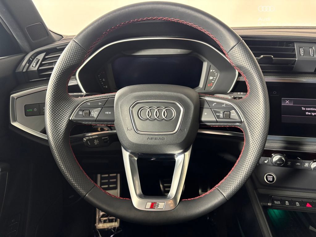 Certified 2025 Audi Q3 2.0T Premium Plus w/ Premium Plus Package AWD/4WD image 19